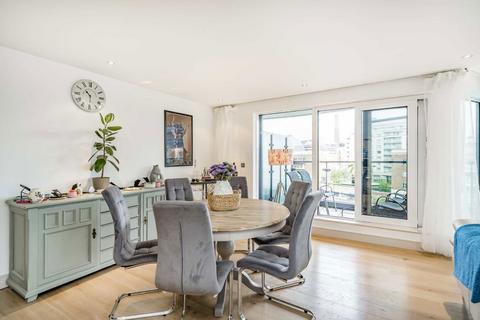 2 bedroom flat for sale, Townmead Road, London SW6