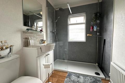 2 bedroom mobile home for sale, The Rowans , Woodbine Close