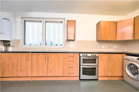 4 bedroom maisonette to rent, Roman Road, Bethnal Green
