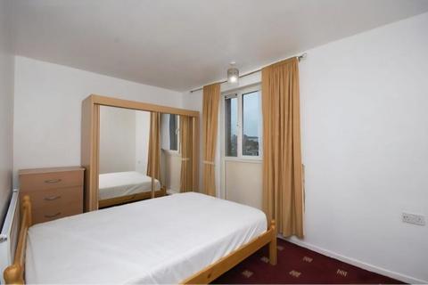 4 bedroom maisonette to rent, Roman Road, Bethnal Green