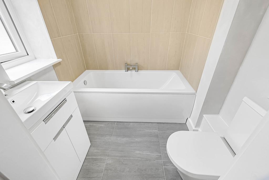 Ensuite-Bathroom