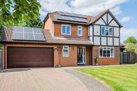 undefined, Lincolns Mead, Lingfield RH7