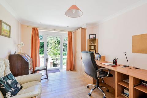 undefined, Lincolns Mead, Lingfield RH7