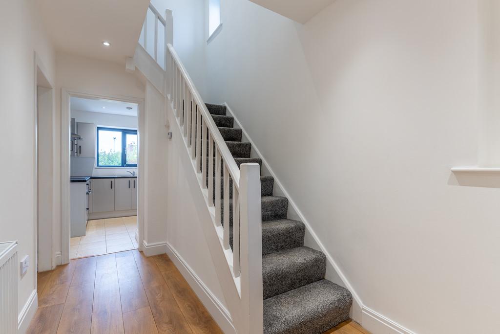 11 Manor Crescent-1
