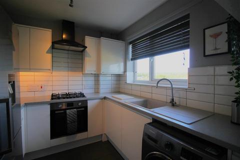 1 bedroom flat for sale, Windrush Drive, High Wycombe HP13