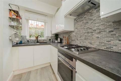 undefined, Boscombe Road, London W12