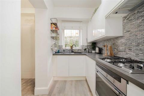 undefined, Boscombe Road, London W12