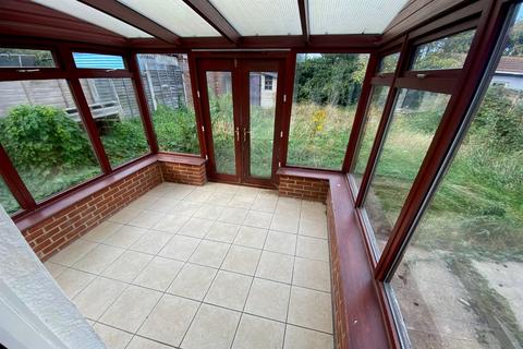 undefined, Leicester Avenue, Rochford