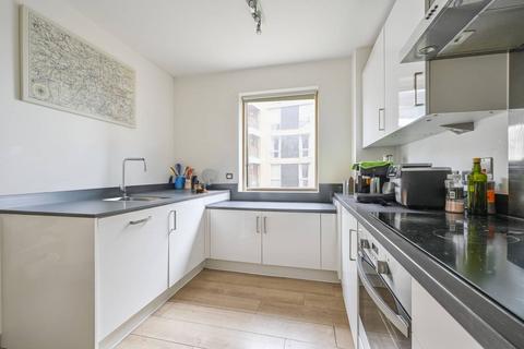 2 bedroom flat for sale, Eddington Court, Canning Town, London, E16