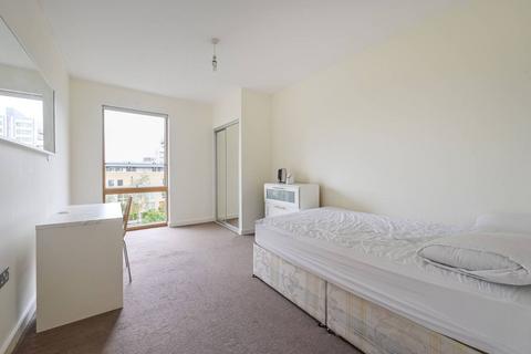 2 bedroom flat for sale, Eddington Court, Canning Town, London, E16