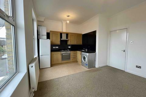 1 bedroom apartment to rent, Clarence Road, London E5