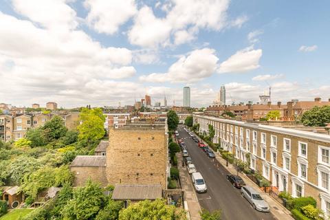 2 bedroom flat for sale, Albert Square, SW8, Stockwell, London, SW8