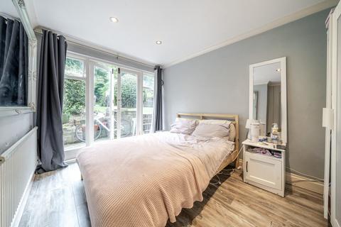 1 bedroom property for sale, Gauden Road, Clapham, London, SW4