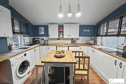 3 bedroom terraced house for sale, Jubilee Road, Six Bells, Abertillery
