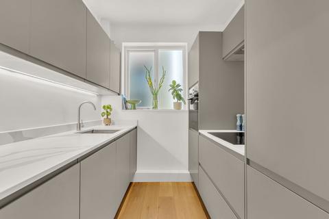 2 bedroom flat for sale, Moss Hall Grove, London N12