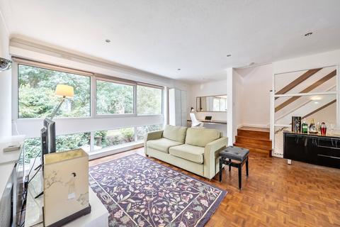 undefined, High Point, Weybridge, KT13