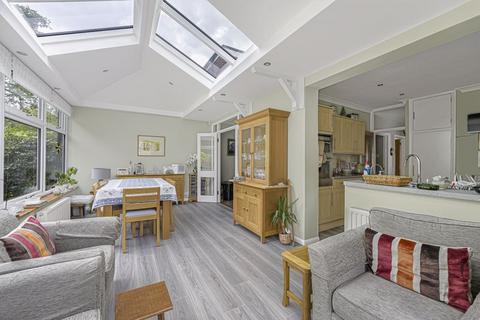 2 bedroom semi-detached bungalow for sale, Charter Drive, Bexley