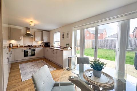 4 bedroom detached house for sale, BINBROOK DRIVE, NEW WALTHAM