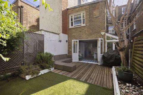 4 bedroom terraced house for sale, Percy Road, London