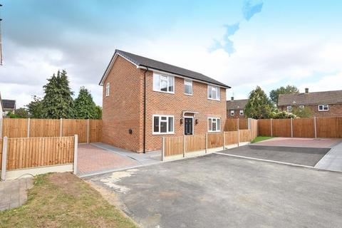 3 bedroom detached house for sale, Westmorland Road/Wiltshire Way, Maidstone