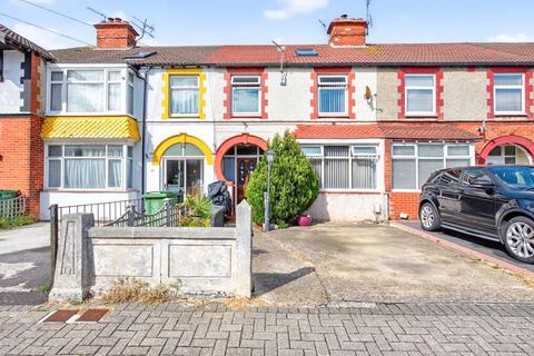4 bedroom terraced house for sale, Hawthorn Crescent, Cosham
