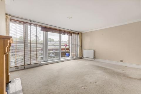 3 bedroom apartment for sale, Ollerton Green, Bow, E3