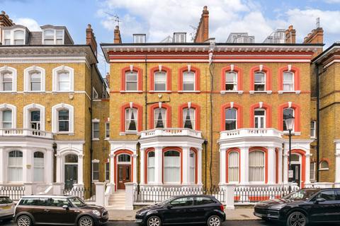 2 bedroom flat for sale, Roland Gardens, South Kensington, London