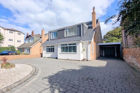 Golf Open 2026 - Bickerton Road, Birkdale - Sleeps 8