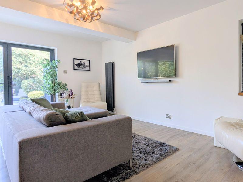 Photo 37