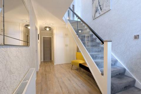 4 bedroom property to rent, Golf Open 2026 - Bickerton Road, Birkdale - Sleeps 8