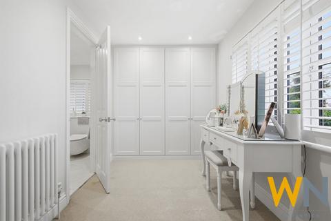 30 Roundwood Avenue, Hutton, Brentwood, CM13 2LZ