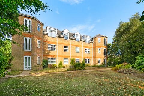 undefined, Oatlands Chase, Weybridge