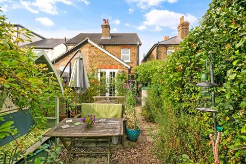 undefined, Cambridge Road, Walton-On-Thames
