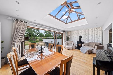 undefined, Kingsmead Avenue, Worcester Park
