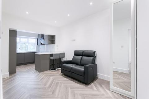 undefined, Whitgift Avenue, South Croydon