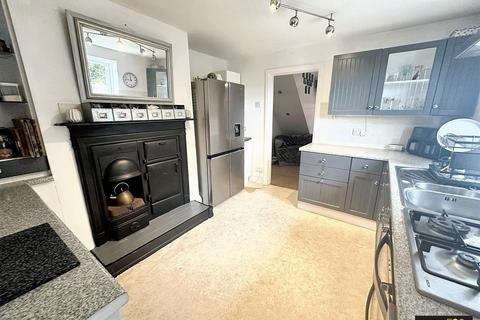 4 bedroom end of terrace house for sale, GROVE ROAD, THE GROVE, PORTLAND, DORSET