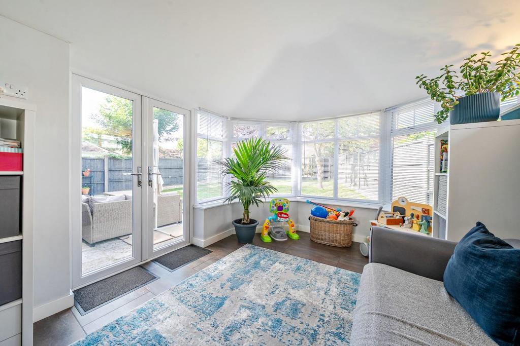 GARDEN ROOM.jpg