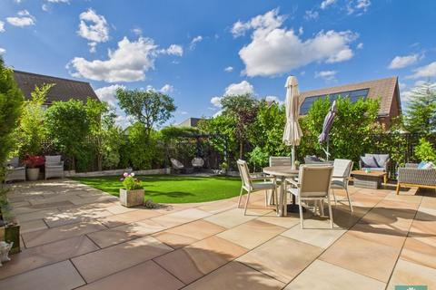 4 bedroom detached house for sale, Maythorne Close, Oldham OL4