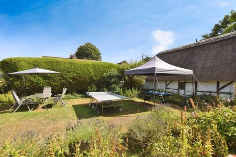 undefined, Main Road, Winterbourne Dauntsey        *VIDEO TOUR*