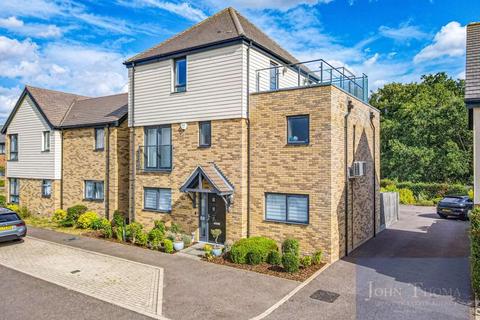 5 bedroom detached house for sale, Park View, Chigwell IG7