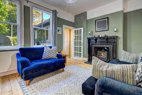 4 bedroom semi-detached house for sale, Eaton Road, Chester CH4