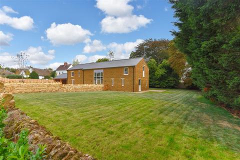 4 bedroom detached house for sale, 15B Main Road, Duston, Northampton