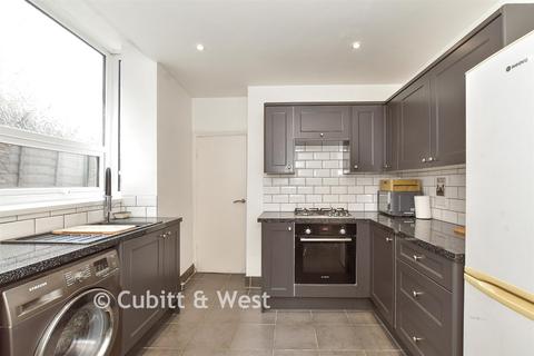 1 bedroom ground floor flat for sale, Chichester Road, Portsmouth, Hampshire