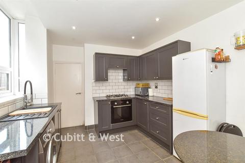 undefined, Chichester Road, Portsmouth, Hampshire