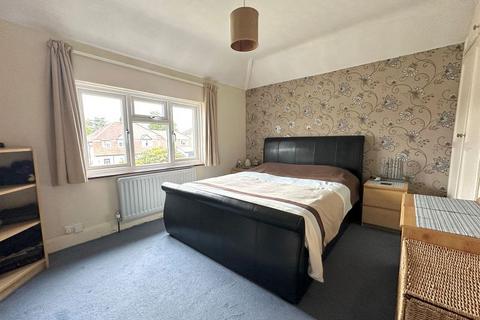 13 Dawnay Road, Bookham, Leatherhead, KT23 4PE