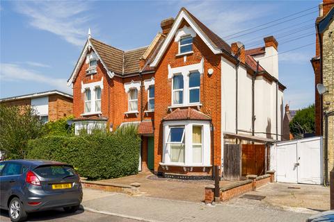 Hopton Road, London, SW16