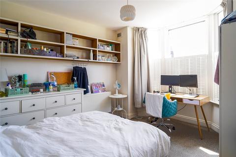 2 bedroom apartment for sale, Hopton Road, London, SW16