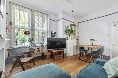 Knollys Road, London, SW16