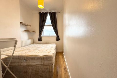 undefined, 455-455a New Cross Road, London SE14