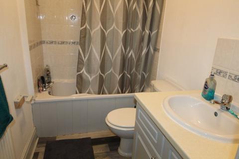 98 Keighley Road, Cowling, Keighley, BD22 0AS